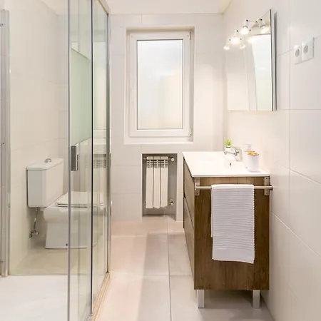 Cristina En El Centro Apartment