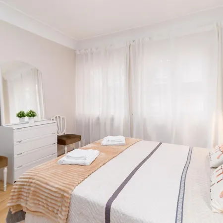 Cristina En El Centro Apartamento